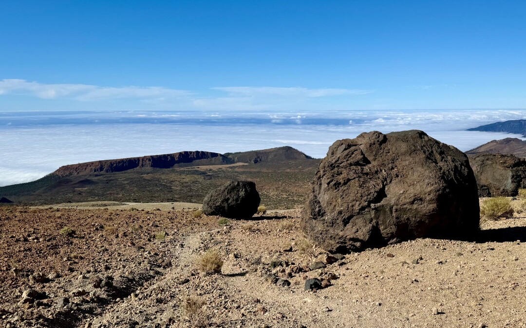 Vyprahlou pouští až pod vrchol Pico del Teide (Montaña Colorada -> Refugio Altavista)
